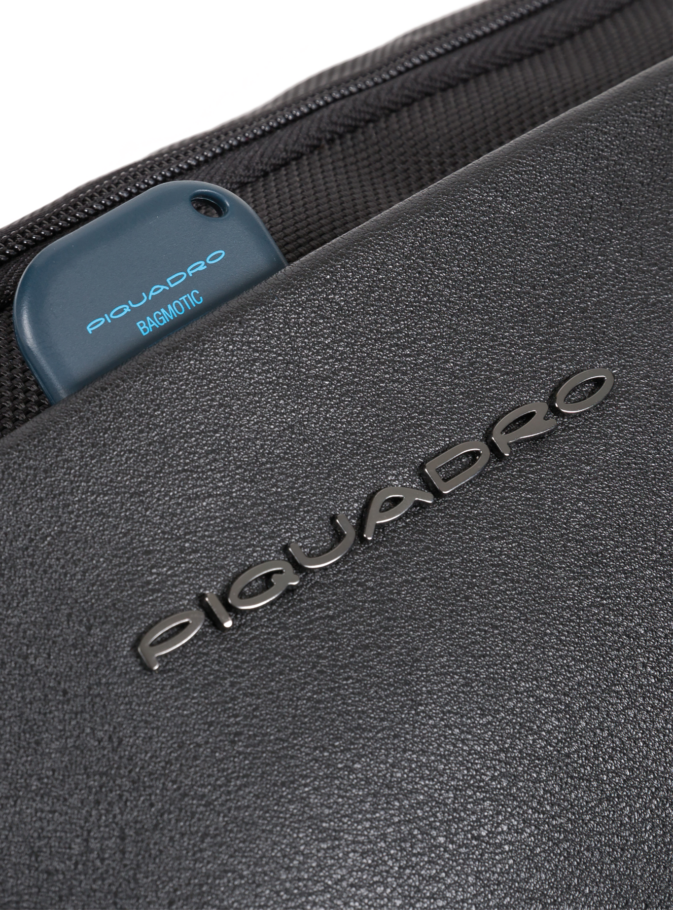 Piquadro Bum bag in recycled fabric and leather w/Pocket for Earbuds