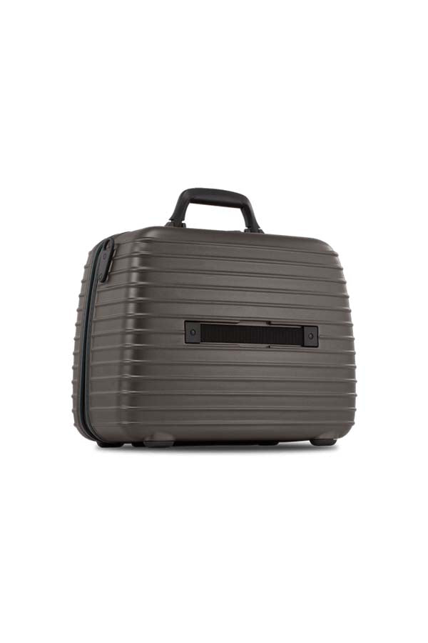 RIMOWA | Salsa Beauty Case – Travel and Business Store