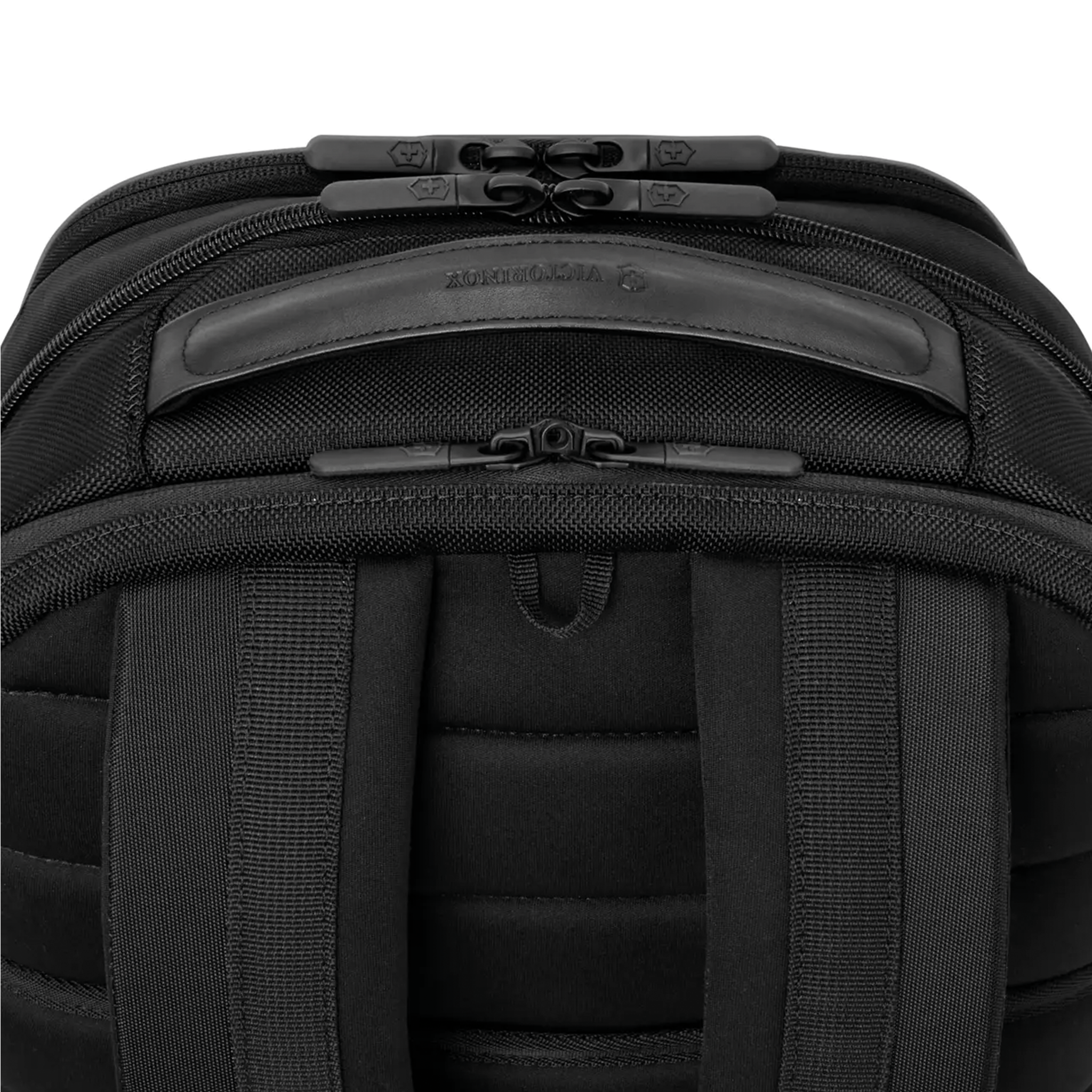 VICTORINOX - Altmont Professional, Essential Laptop Backpack, Black