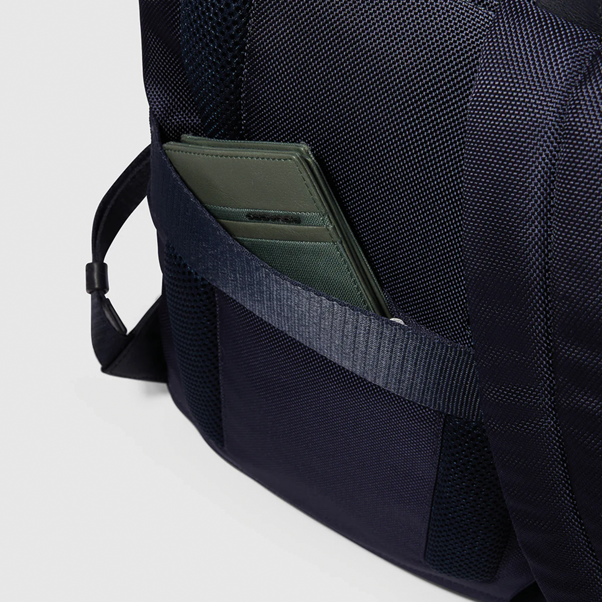 Piquadro Slim computer backpack 15,6