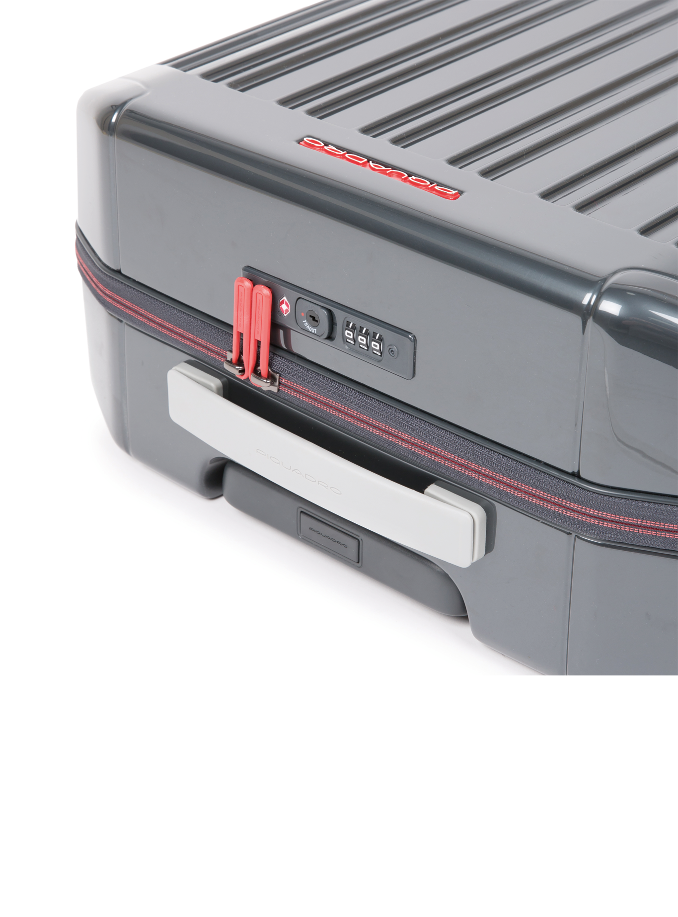 Piquadro Cabin size, ultra slim hardside spinner with TSA lock