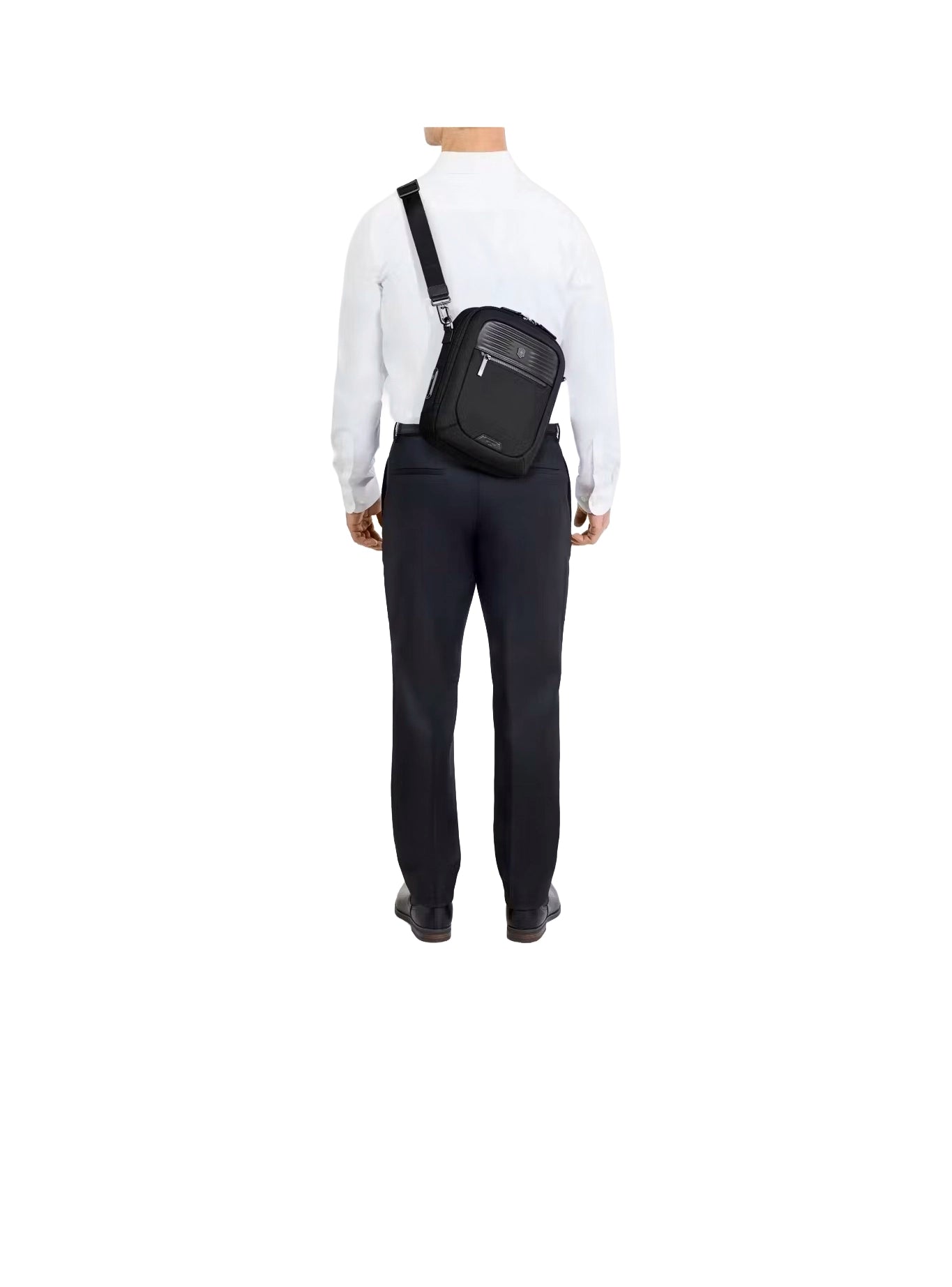 Victorinox Mythic Crossbody Bag in black - built-in-compartments; external-pockets