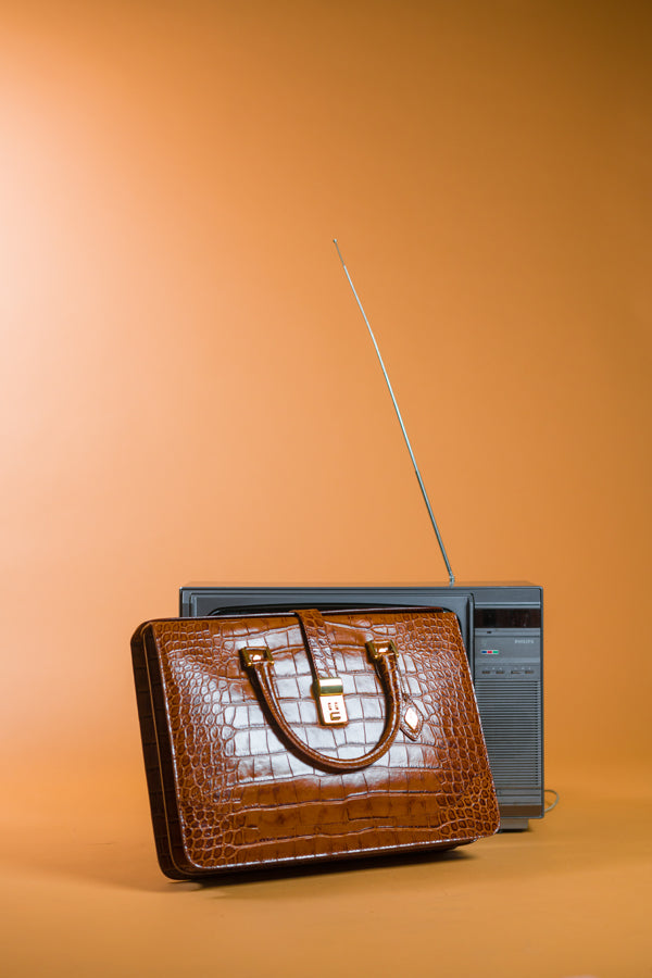 I'santi Vintage Briefcase